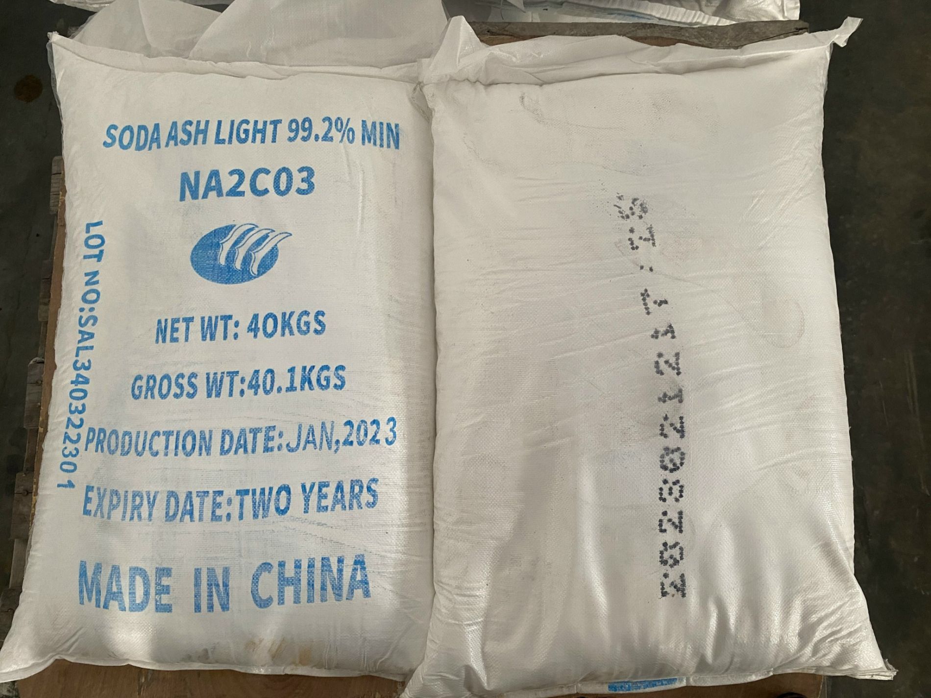 SODA ASH LIGHT (NA2CO3)